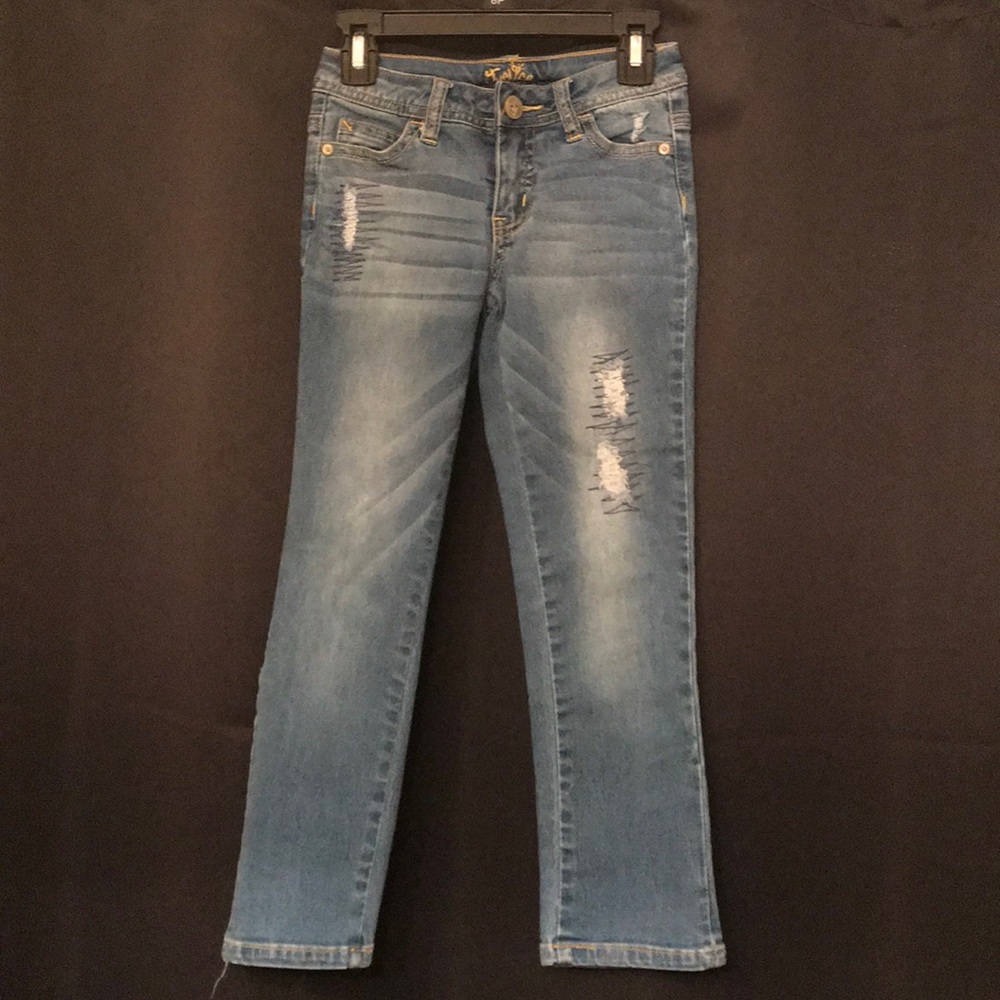 Justice jeans. Size 8 slim. Perfect condition.